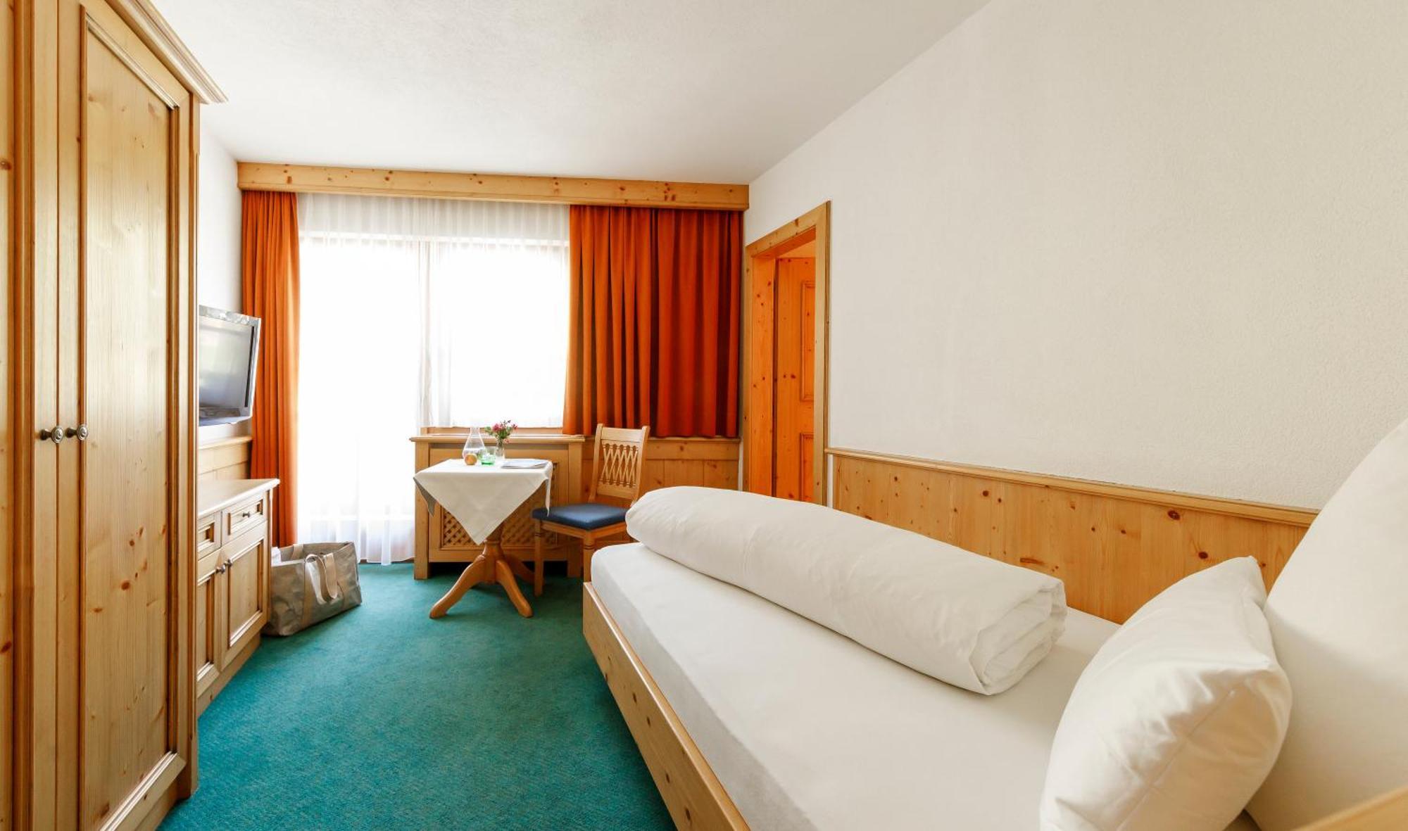 Hotel Astoria Samnaun Exteriör bild